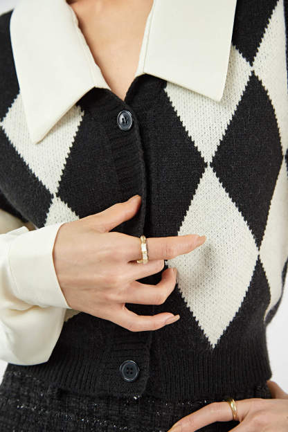 Black Diamond Layered Knit Cardigan Attached Vest