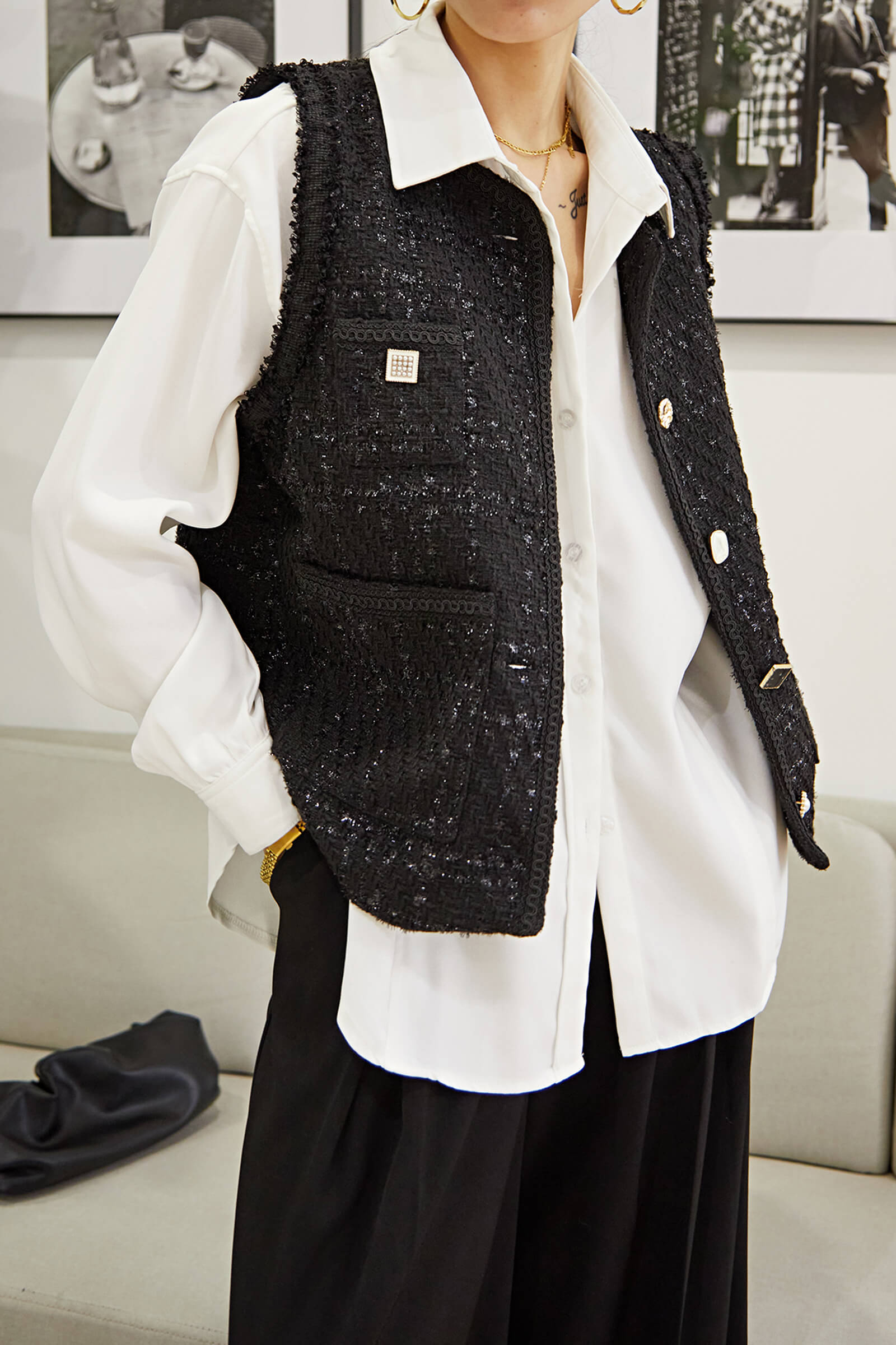 Black Crew Neck Frayed Trim Button-Up  Tweed Vest