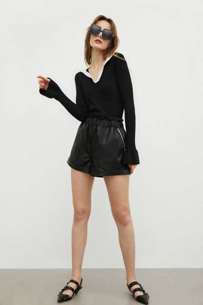 Contrast Collar Black Sweater
