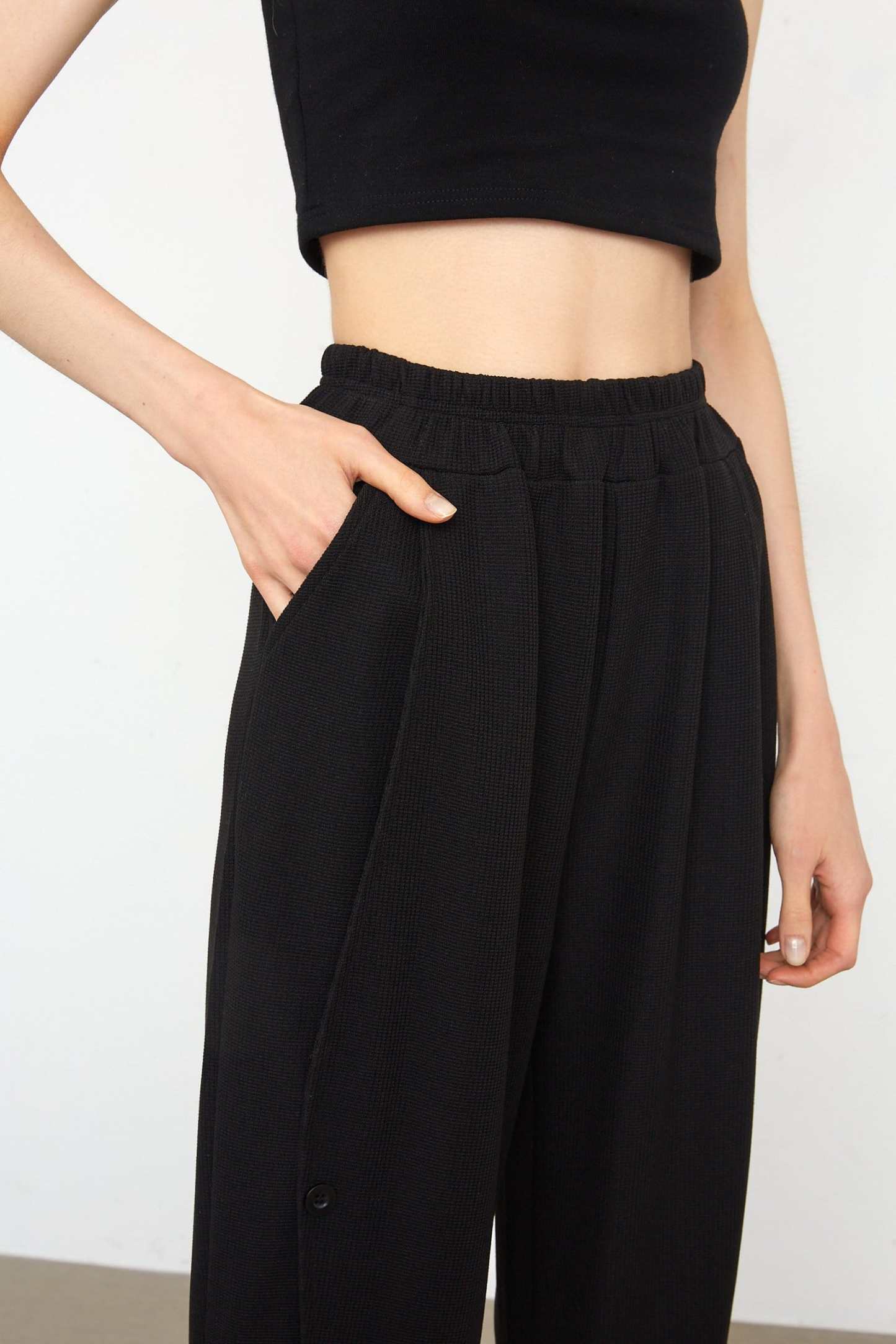 Octavie Black Slouchy Pants