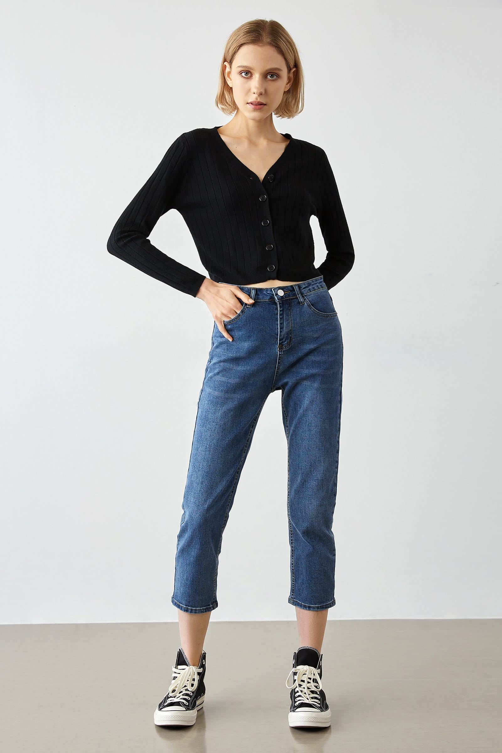 Abril Black Button-Up Cardigan