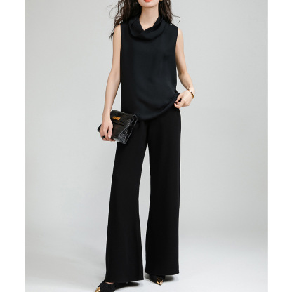 Black Sleeveless Pleat Detail Top