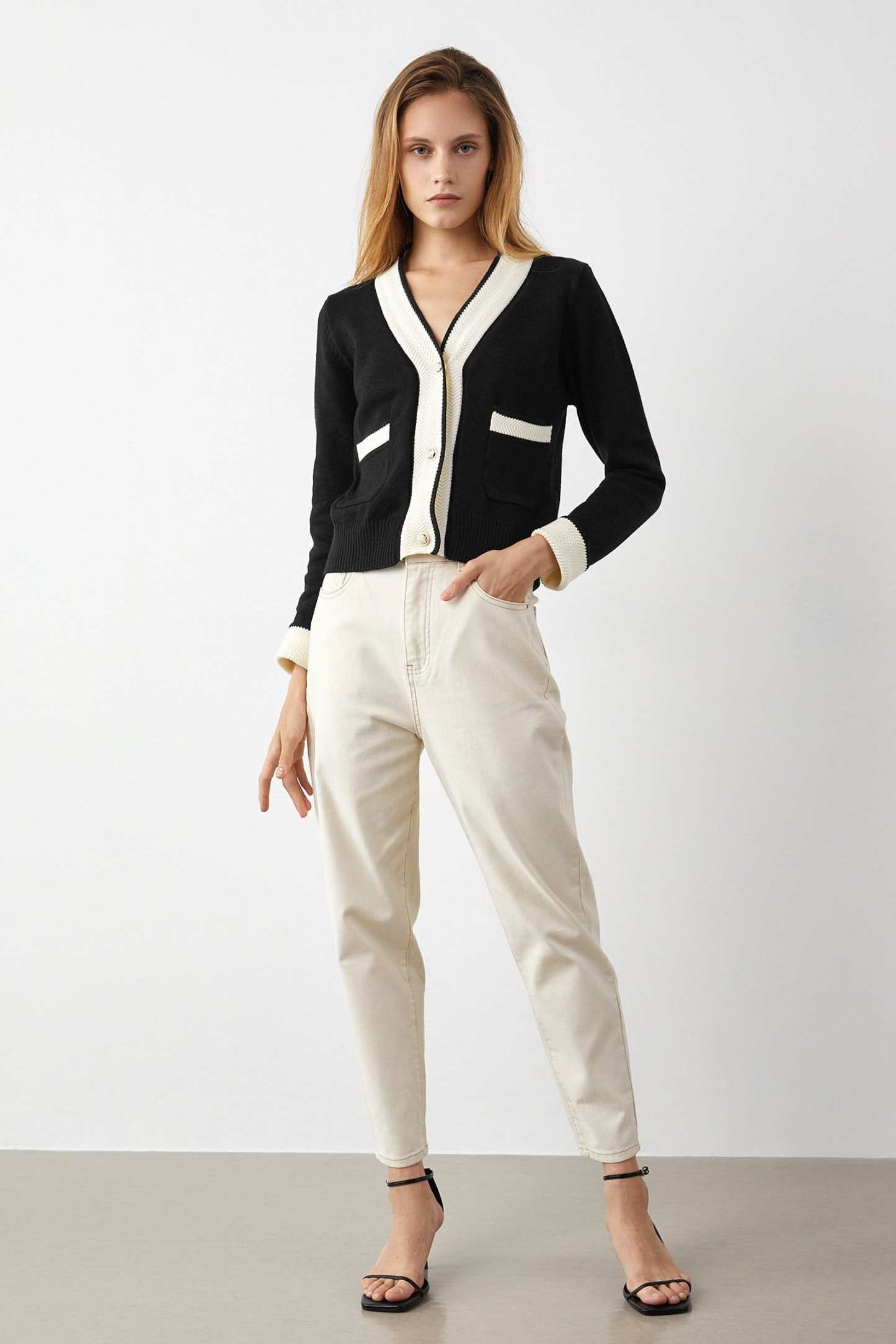 Adelyn Black Pocketed Cardigan