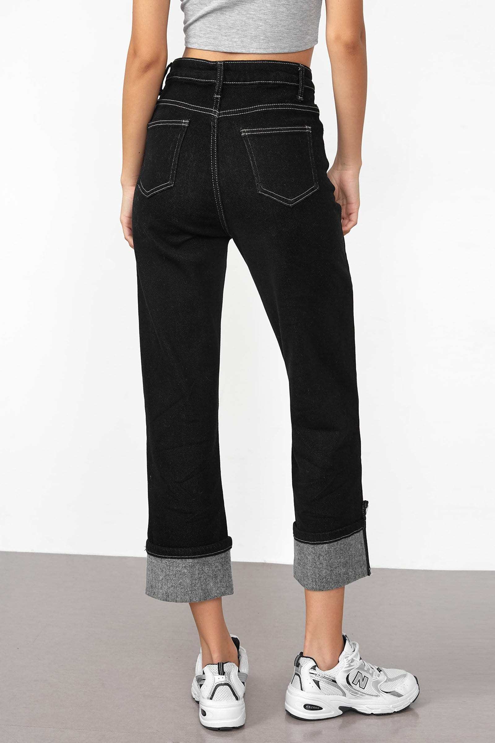 Nereida Black Straight Leg Jeans