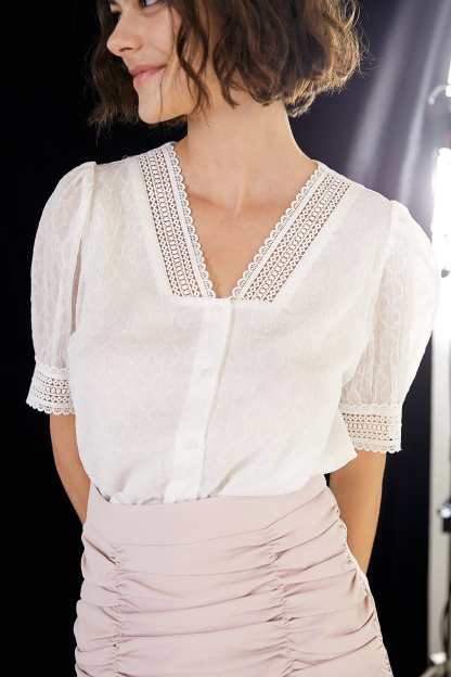White Crochet Lace Trim V-Neck Button-Up Blouse