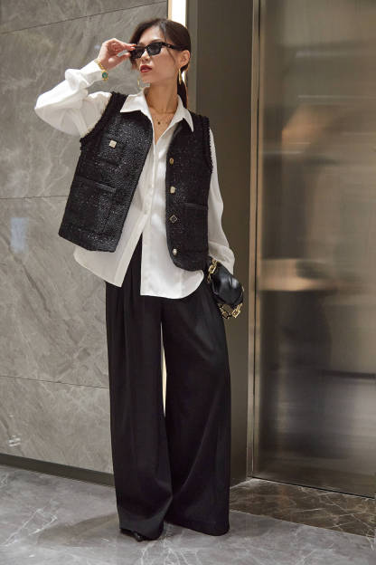 Black Crew Neck Frayed Trim Button-Up  Tweed Vest