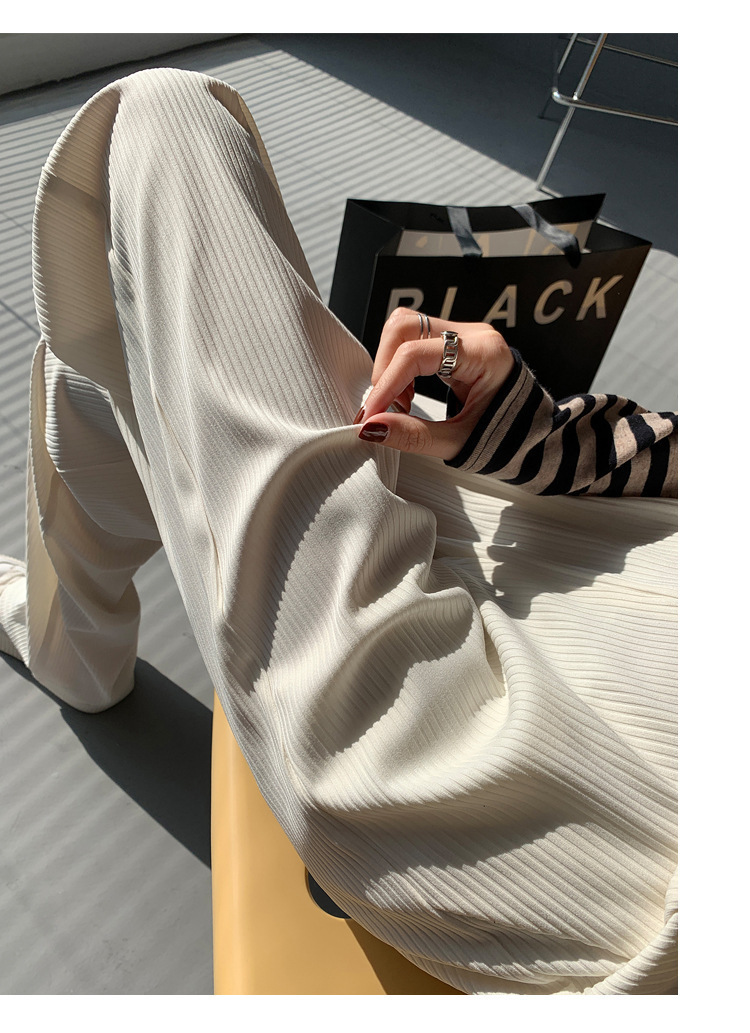 Beige High-Waisted Straight Slacks
