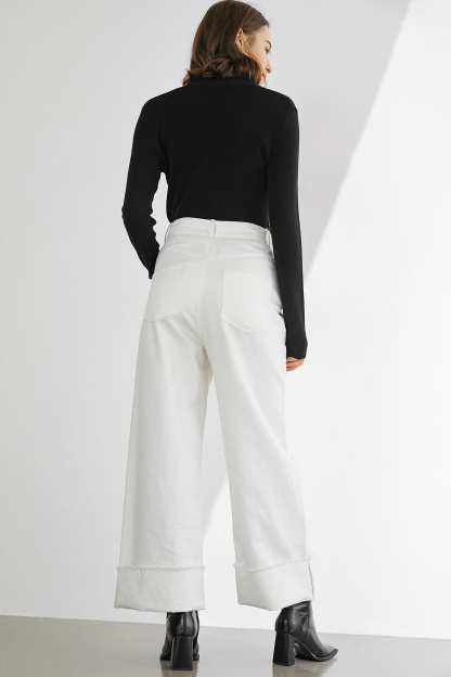 Aislin Premium Wool Black Long-Sleeve Button-Up Sweater