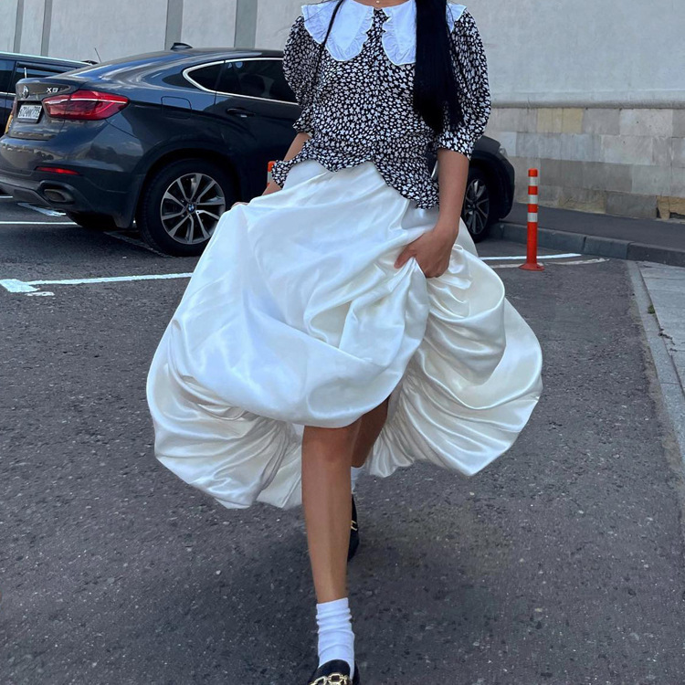 Summer New Balloon Skirt Fashion Casual Simple Solid Color Paired High Waist Puffy Skirt Half Skirt
