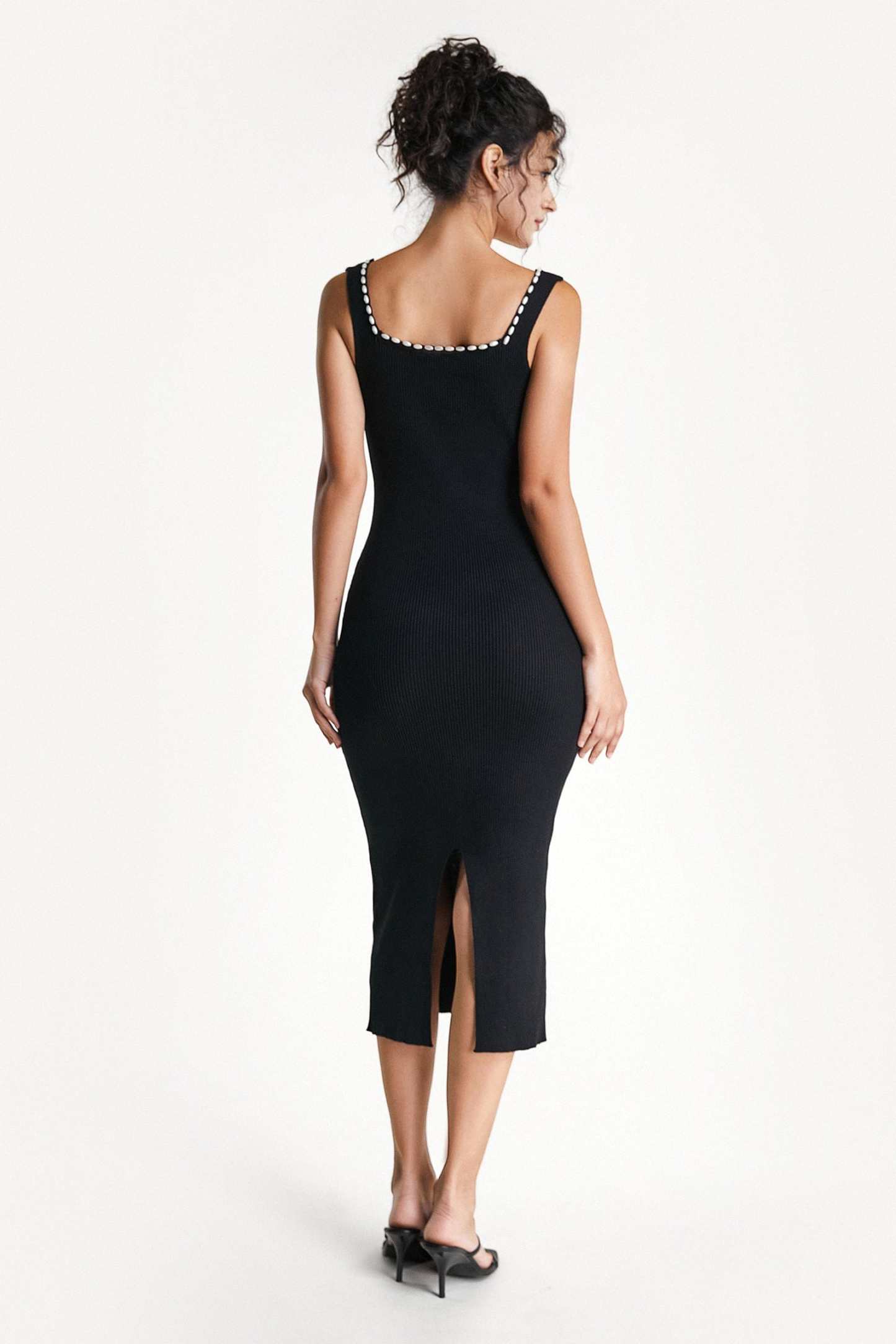 Black Faux-Pearl Trim Sweetheart Neck Knit Bodycon Midi Dress