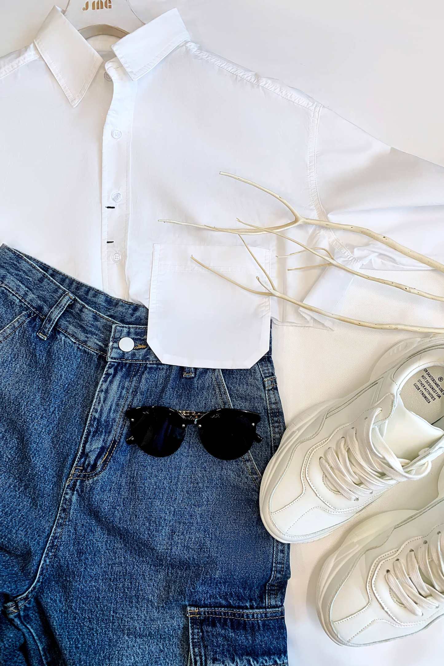 White Pocket Detail Cropped Shirt