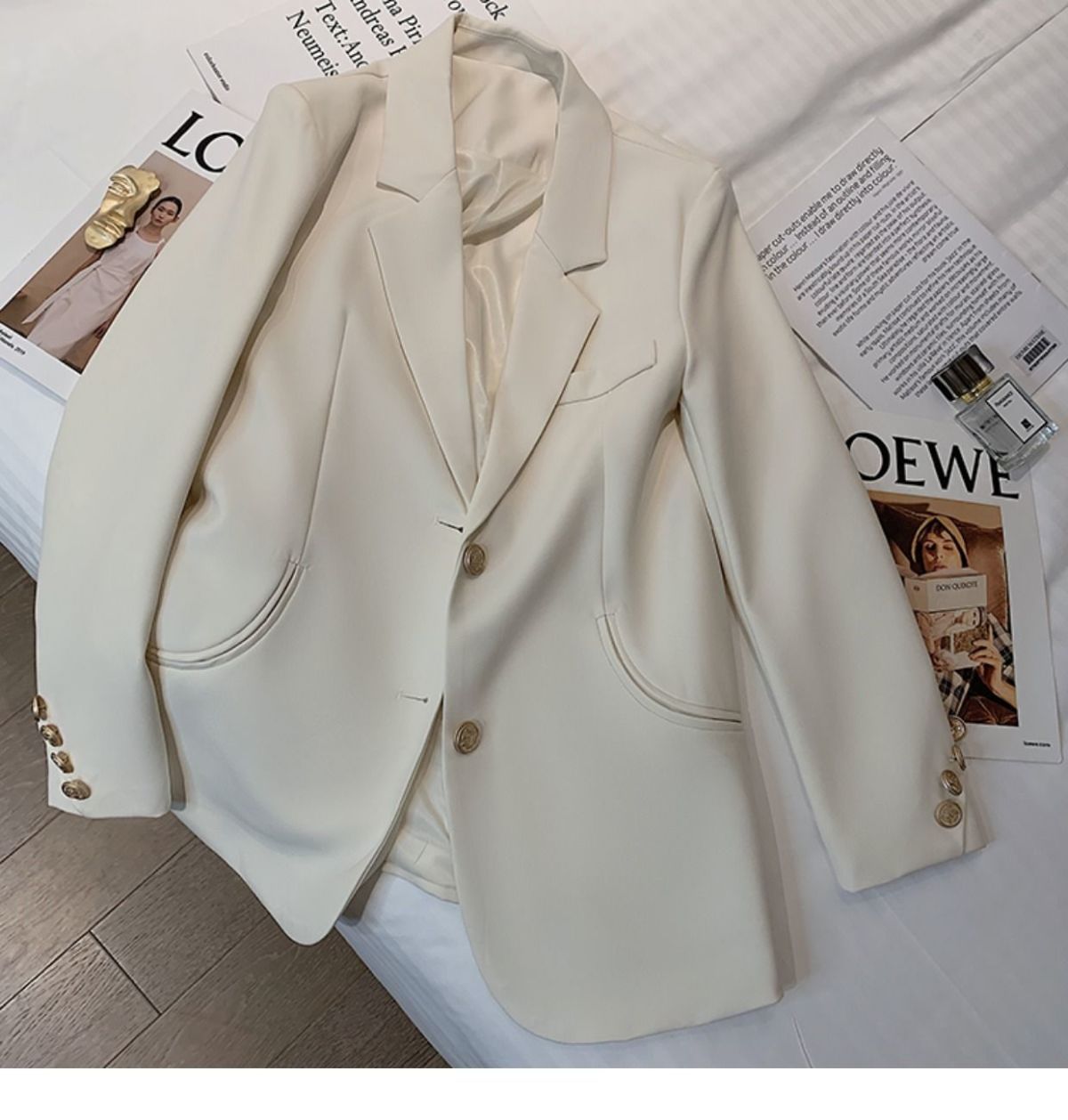 Beige H-shaped blazer