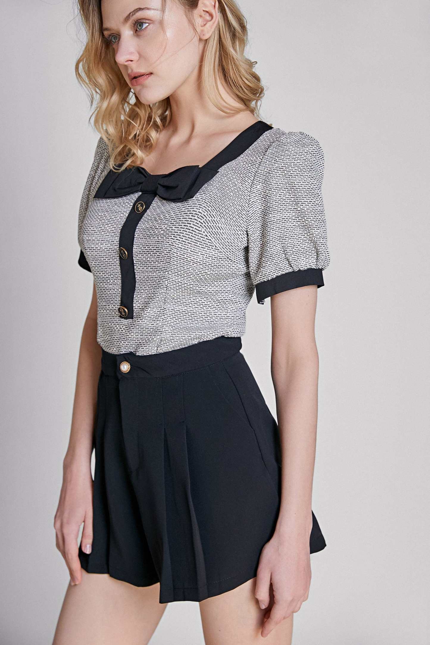 Grey Square Neck Puff Sleeve Blouse