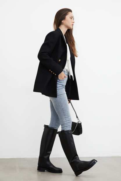 Hannah Black Blazer Jacket