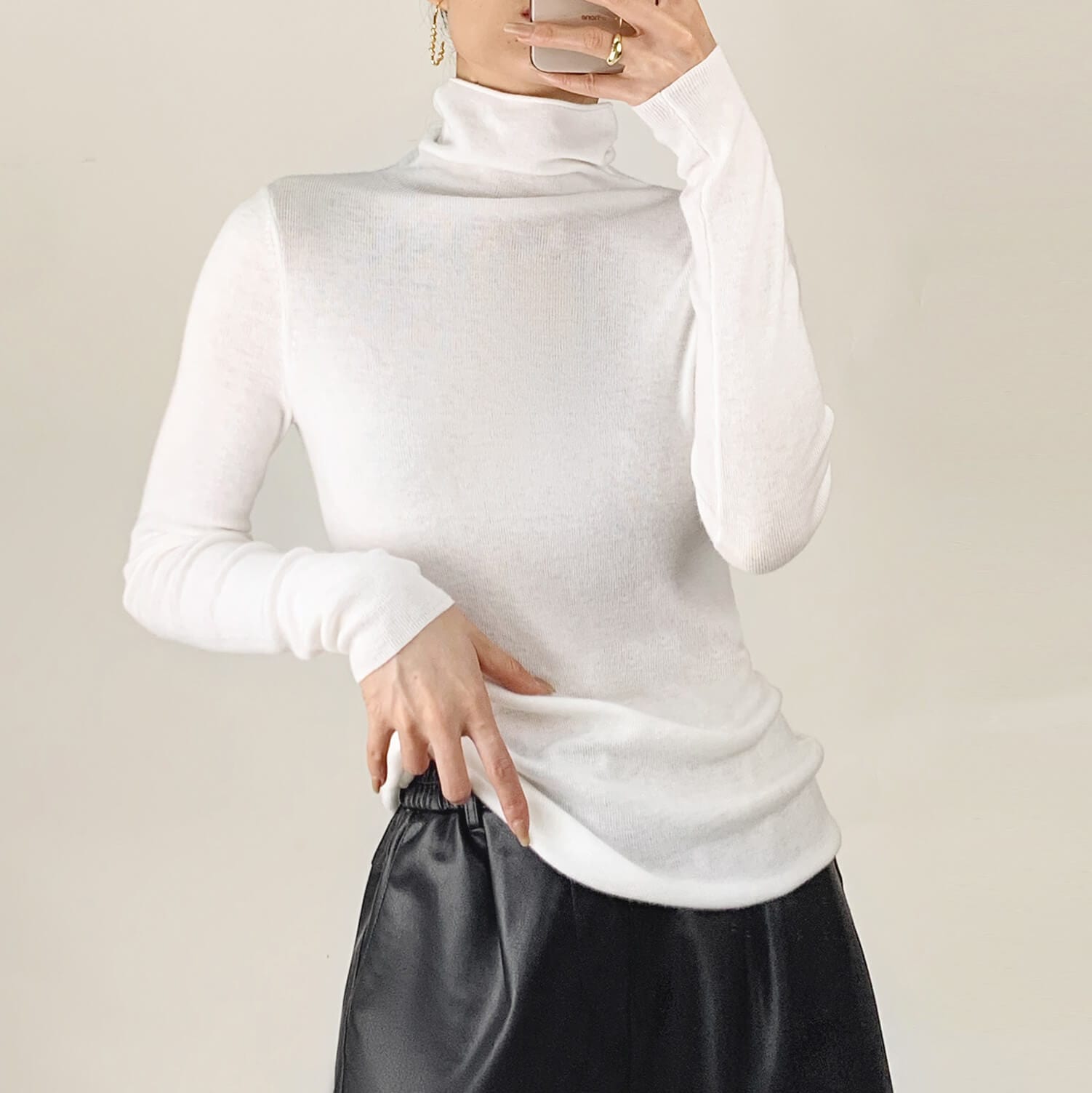 White Basic Wool-Blend Turtleneck Sweater