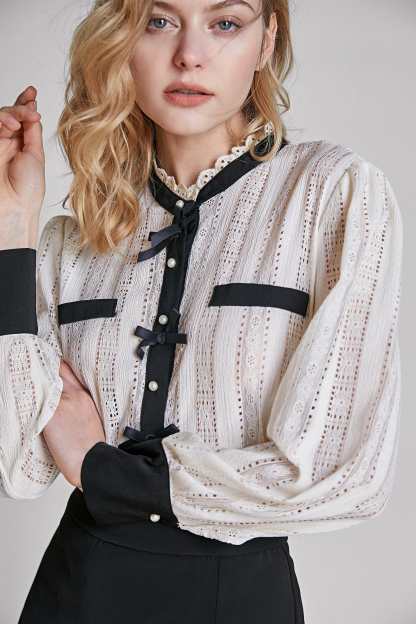 Ivory Broderie Bowknot Decor Blouse