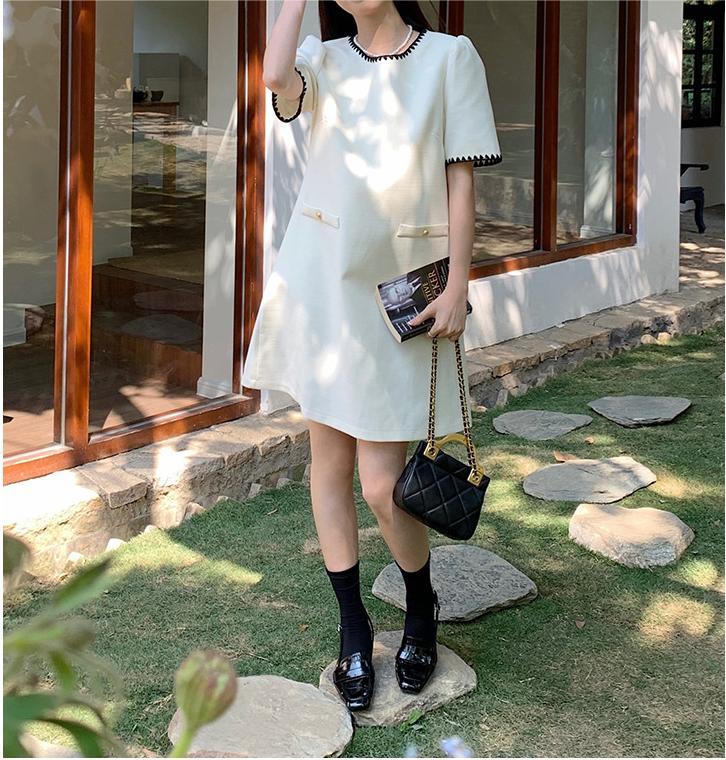 White Tweed Embroidered Short-Sleeved Mini Dress