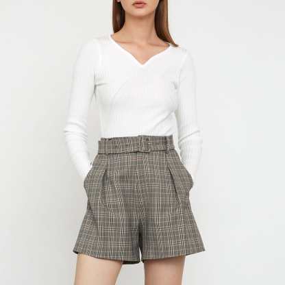 Braulia White Rib Sweater