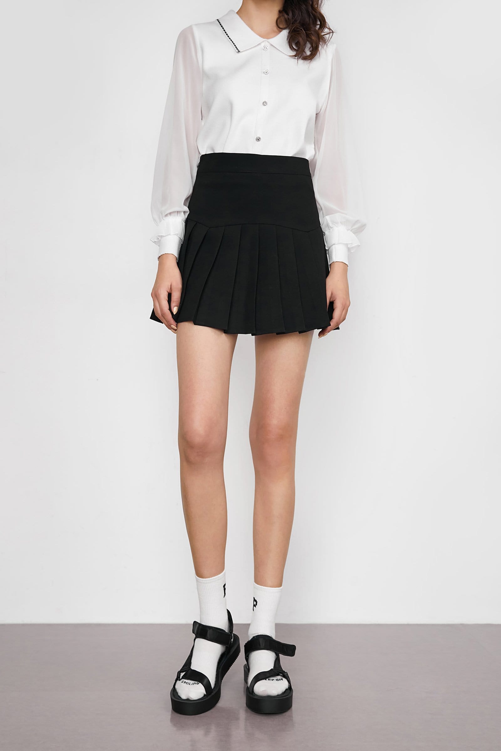 Jayven Black Pleated Skirt