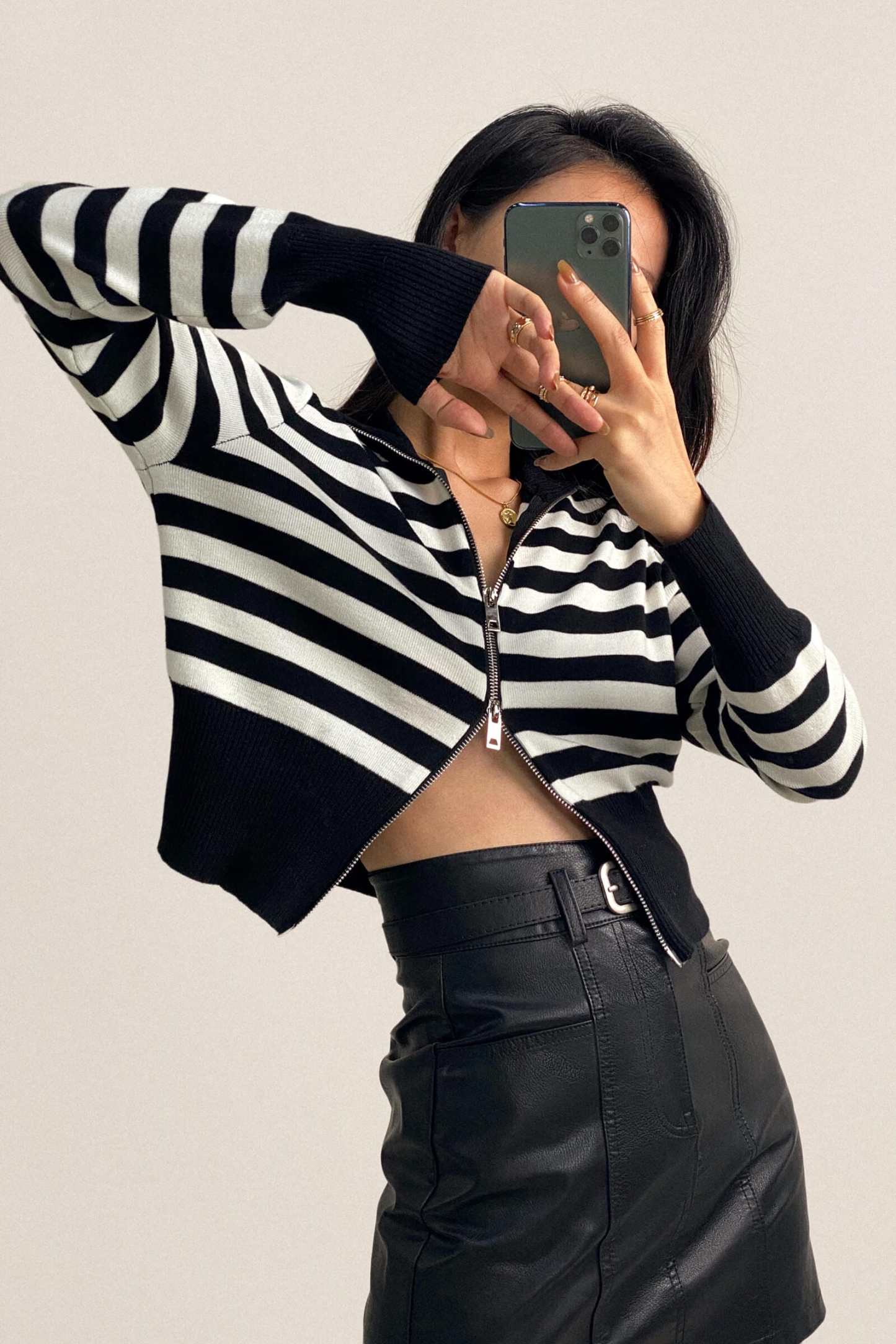 Black And White Striped Wool-Blend Collared Zip-Up Cardigan