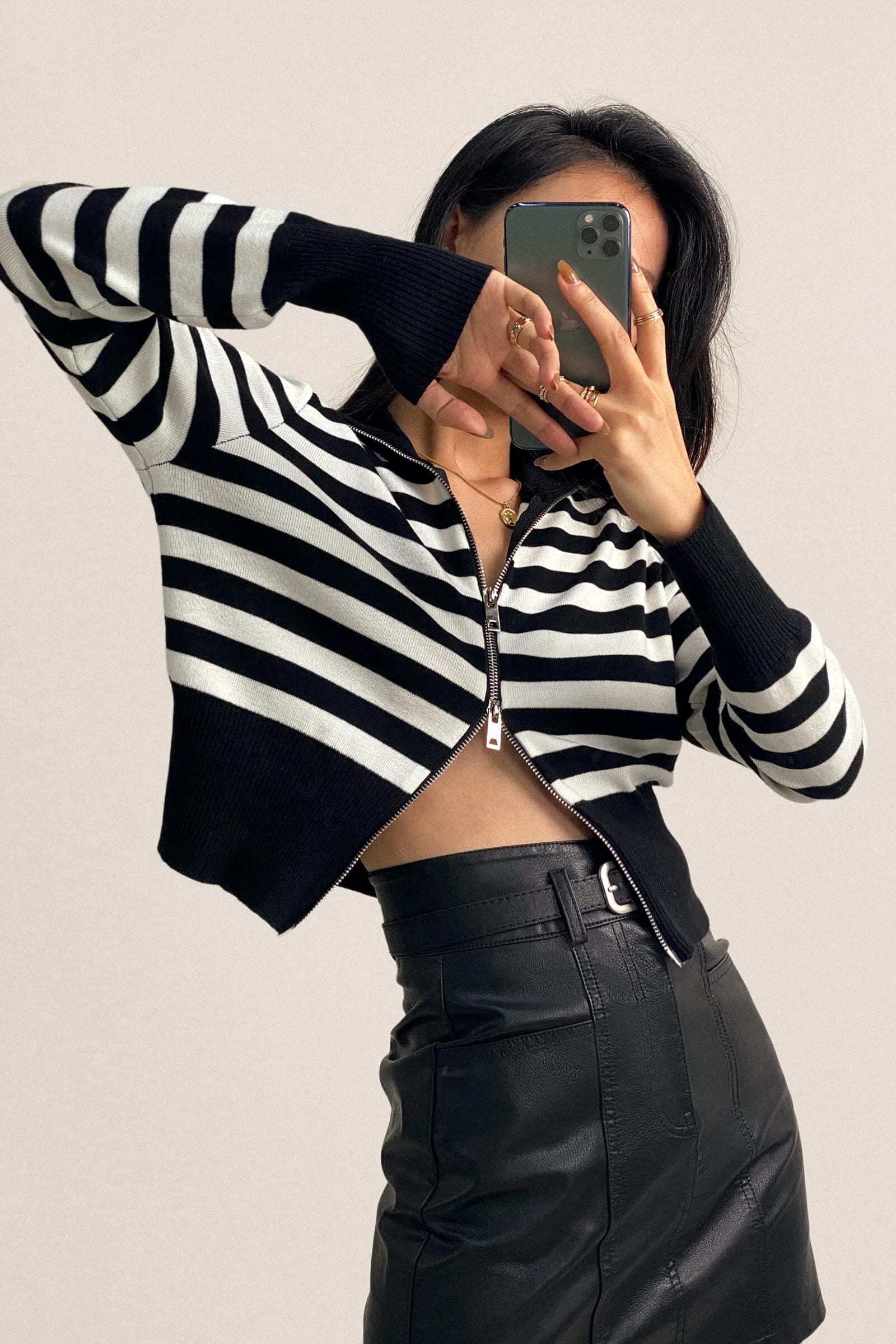 Black And White Striped Wool-Blend Collared Zip-Up Cardigan