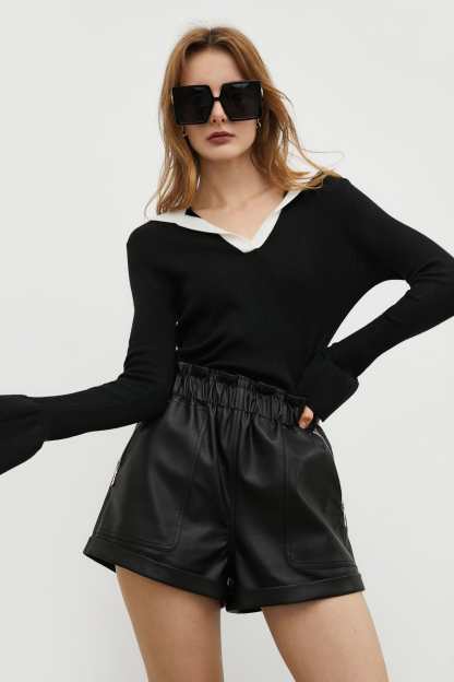 Contrast Collar Black Sweater