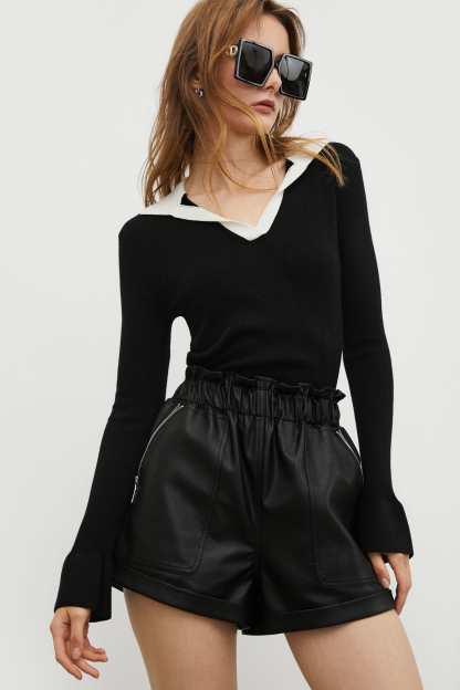 Contrast Collar Black Sweater