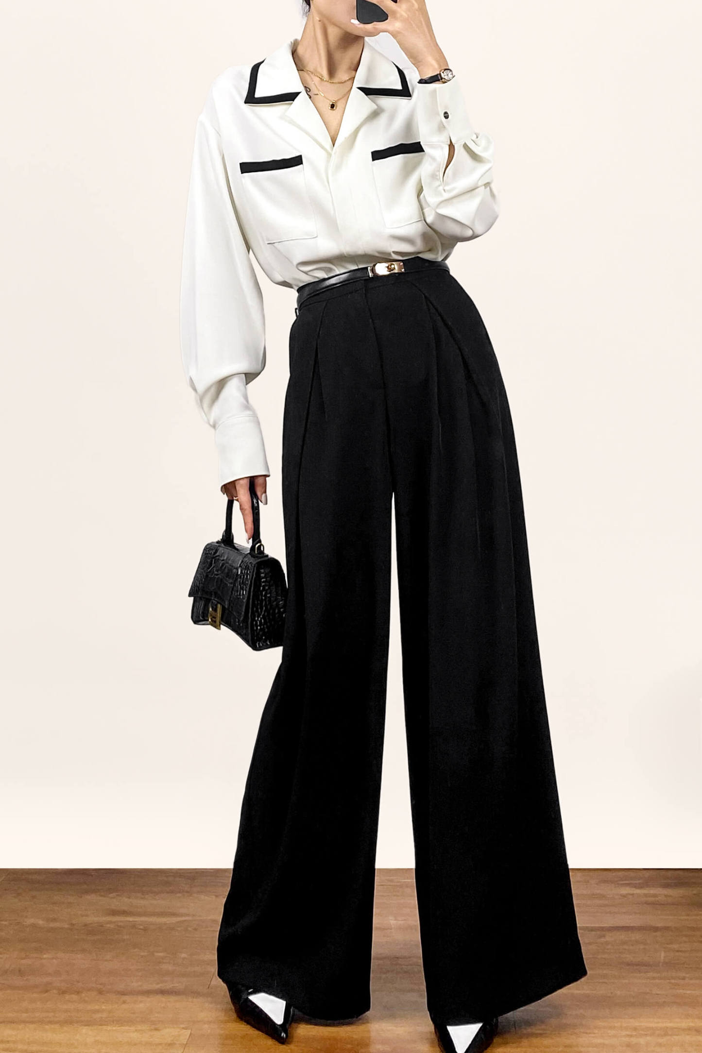 Contrast Trim Notched Lapels Button-Up Blouse