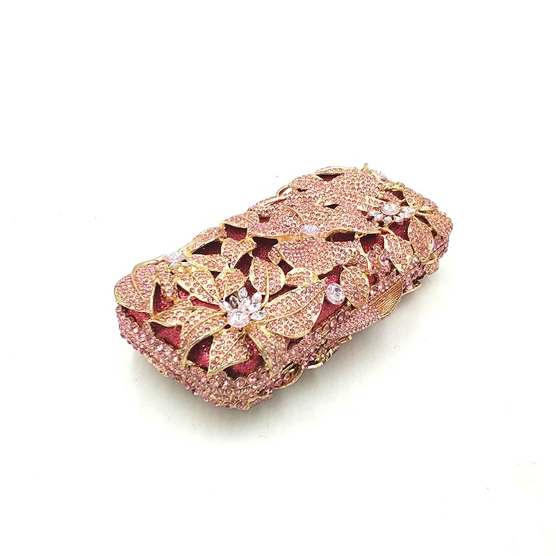 Diamond Crystal Cluth
