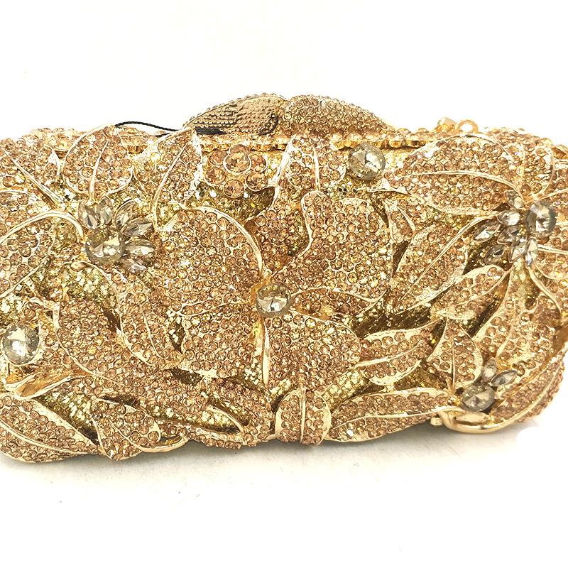 Diamond Crystal Cluth
