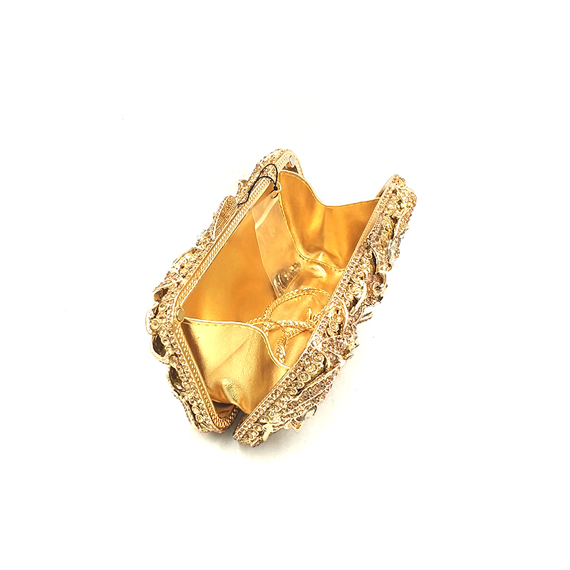 Diamond Crystal Cluth