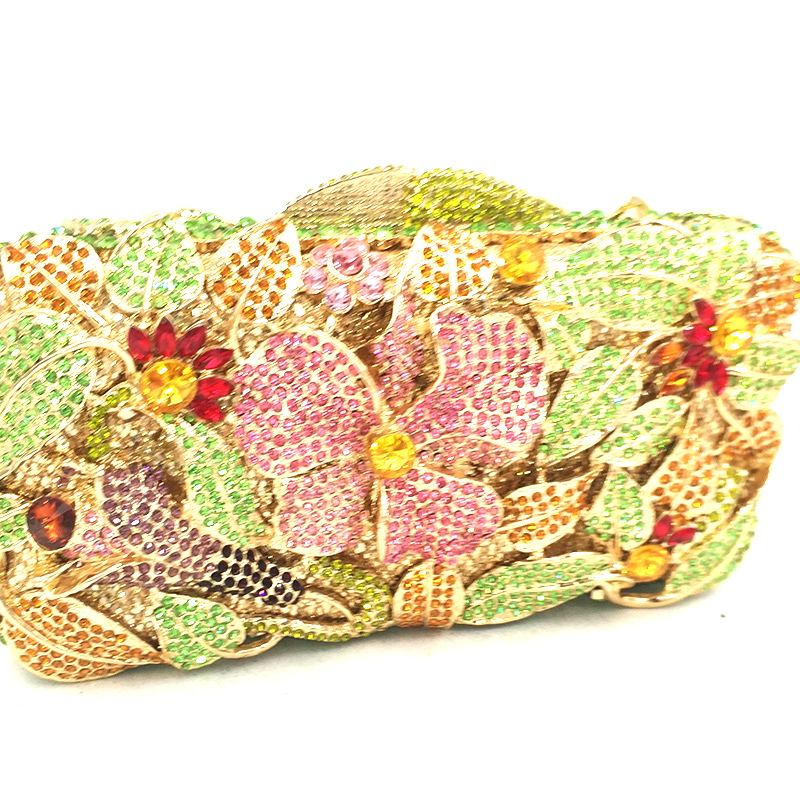Diamond Crystal Cluth