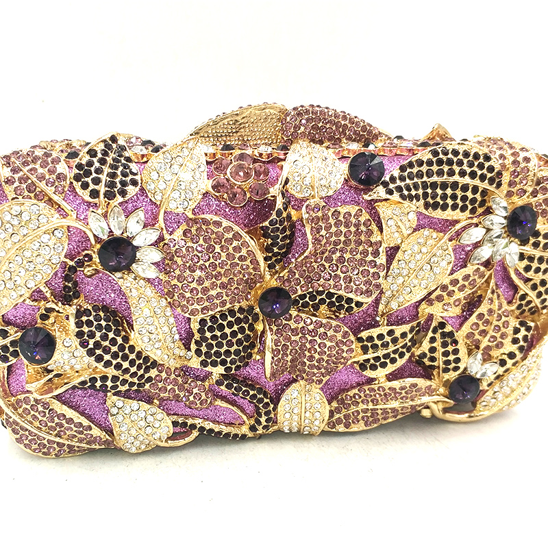 Diamond Crystal Cluth