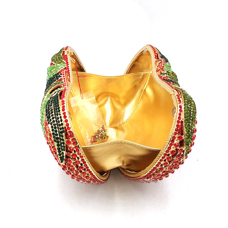 Delicious Tomato Purse