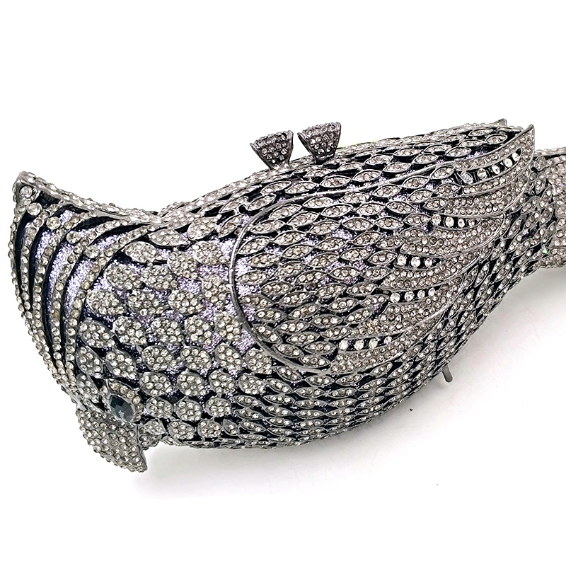 Woodpecker Clutch
