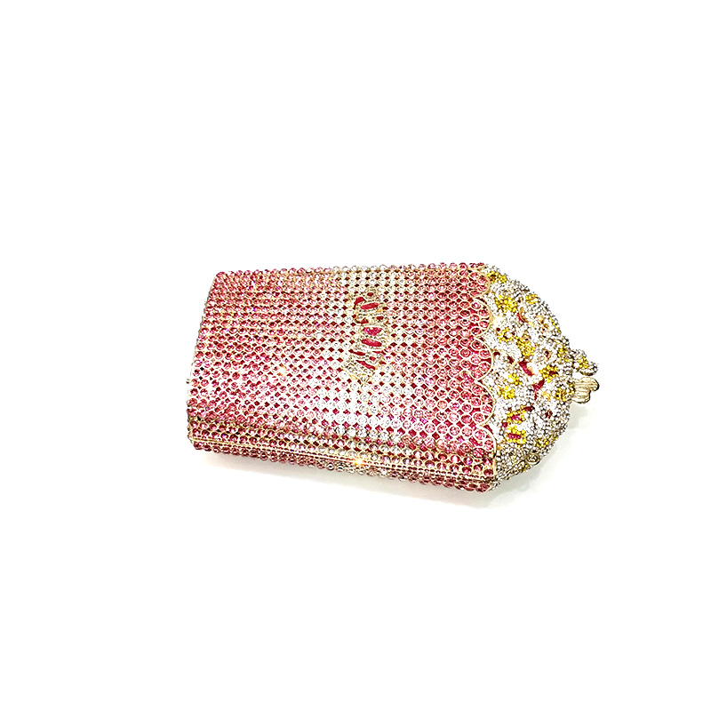 Creative Popcorn Clutch
