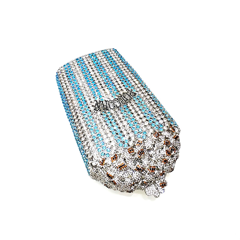 Creative Popcorn Clutch