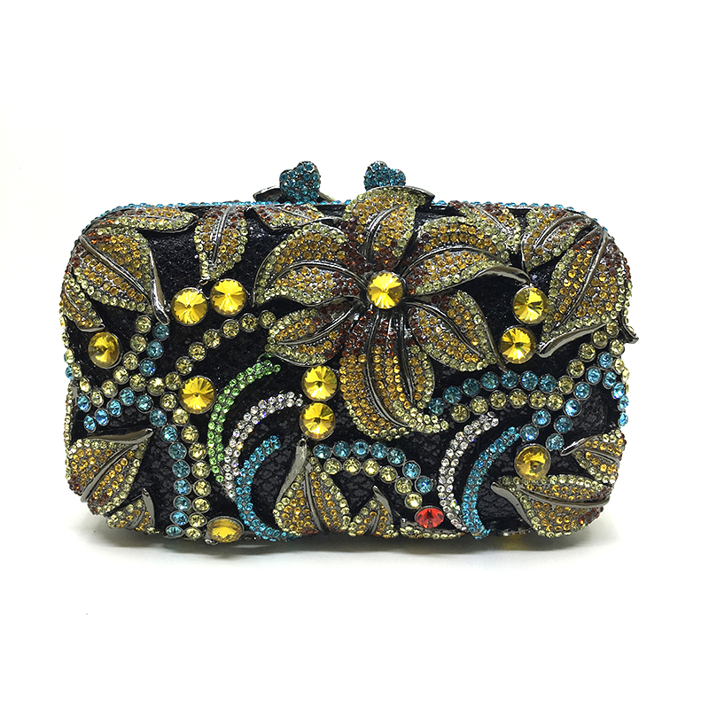 Retro Flower Clutch