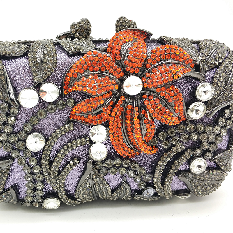 Retro Flower Clutch