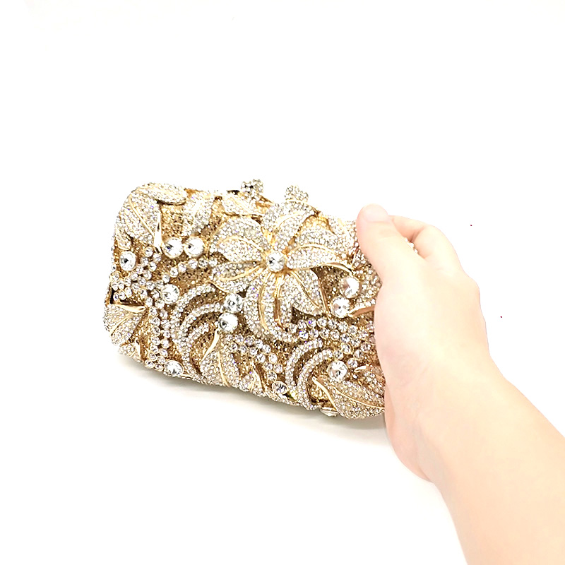 Retro Flower Clutch