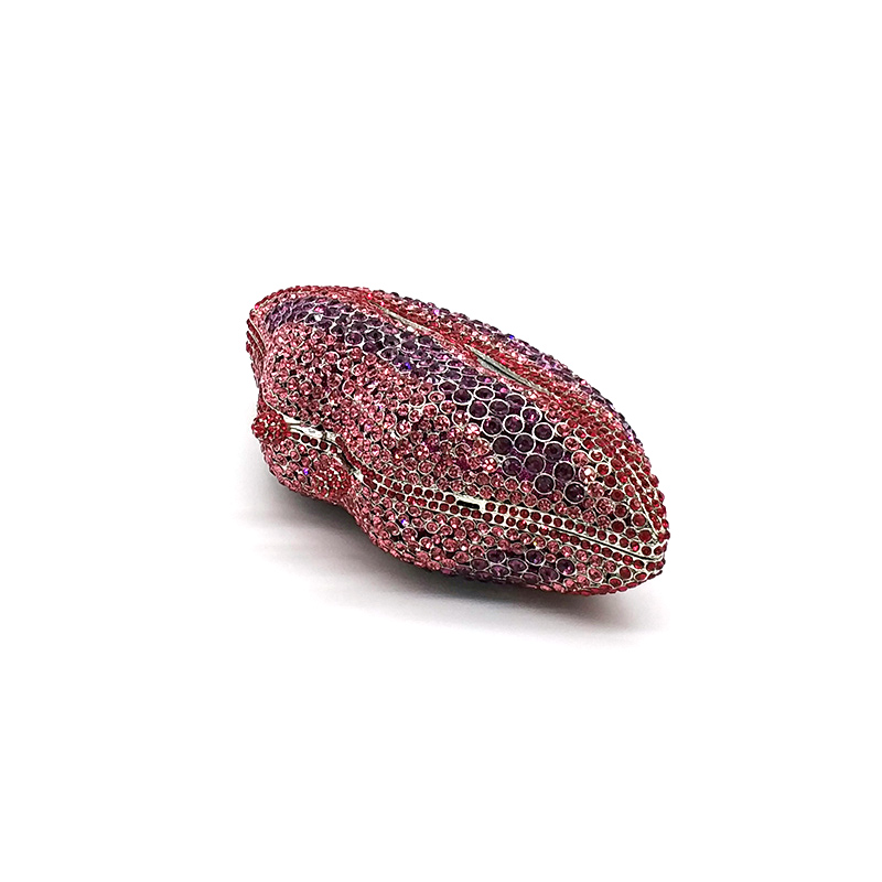 Creative Lip Clutch