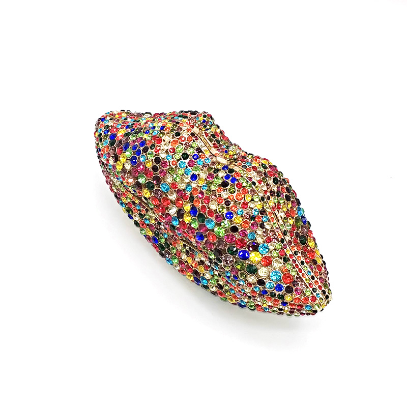 Creative Lip Clutch