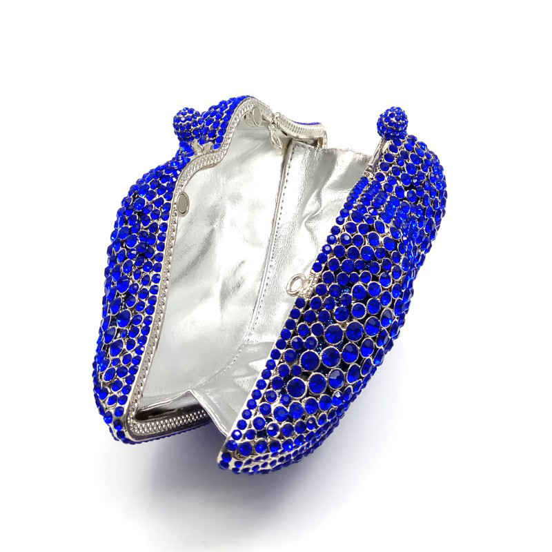 Creative Lip Clutch