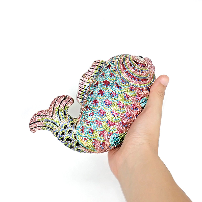 Creative Fish Clutch