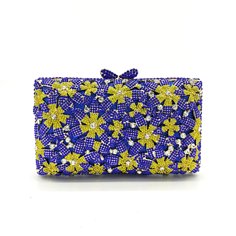 Classical Flower Clutch