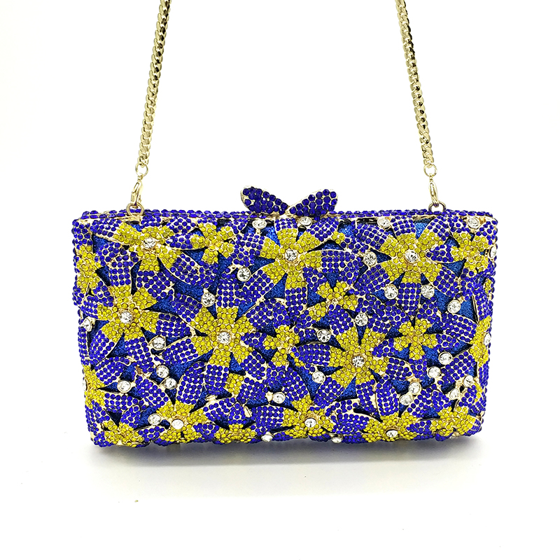Classical Flower Clutch