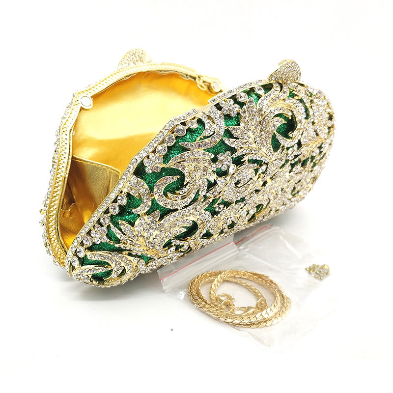 Gorgeous Crystal Purse