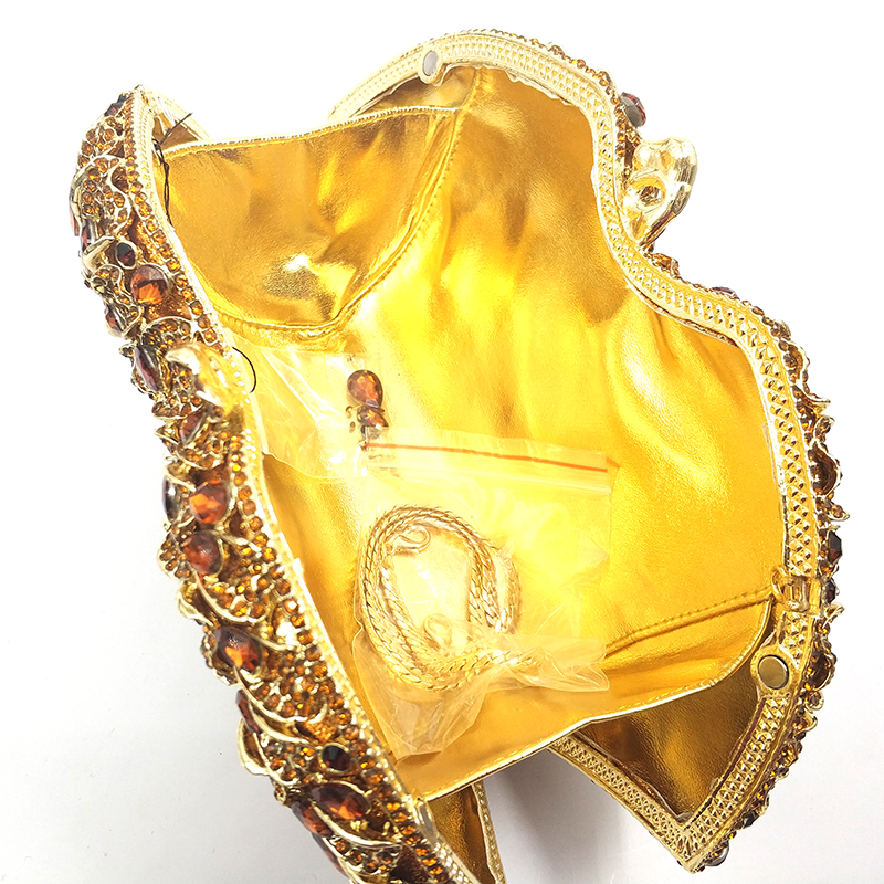 Charming Flowers Clutch