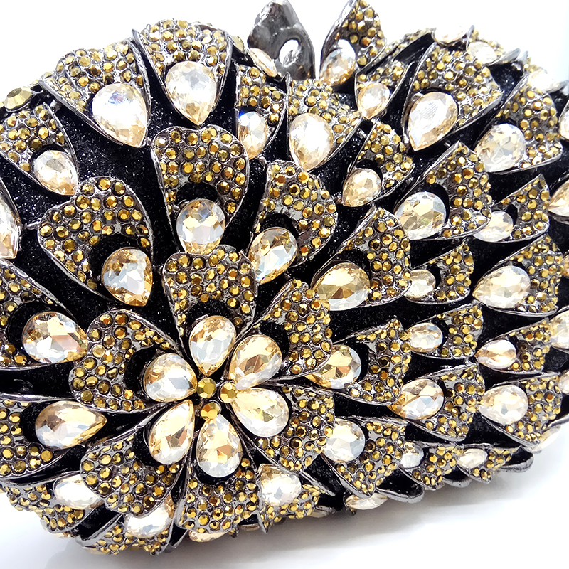 Charming Flowers Clutch