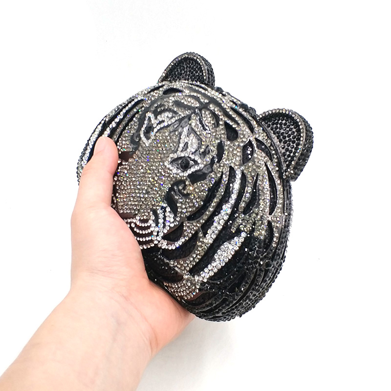 Creative Tager Clutch